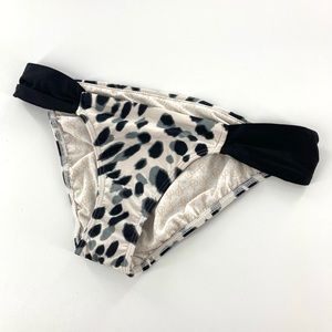 🖤 Victoria Secret X-small Swim Bottom 🖤